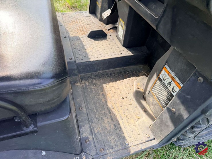 2019-john-deere-gator-xuv-835m-image-46