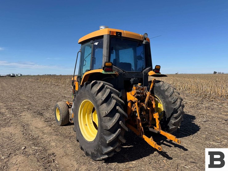 john-deere-tractor-image-3
