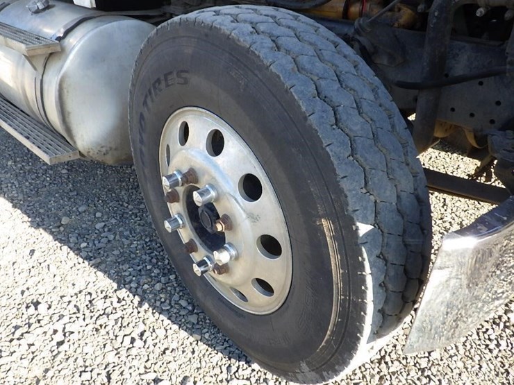 1999-international-9300-image-27