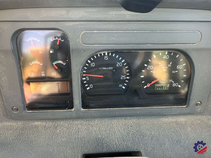 2010-volvo-a40e-image-88