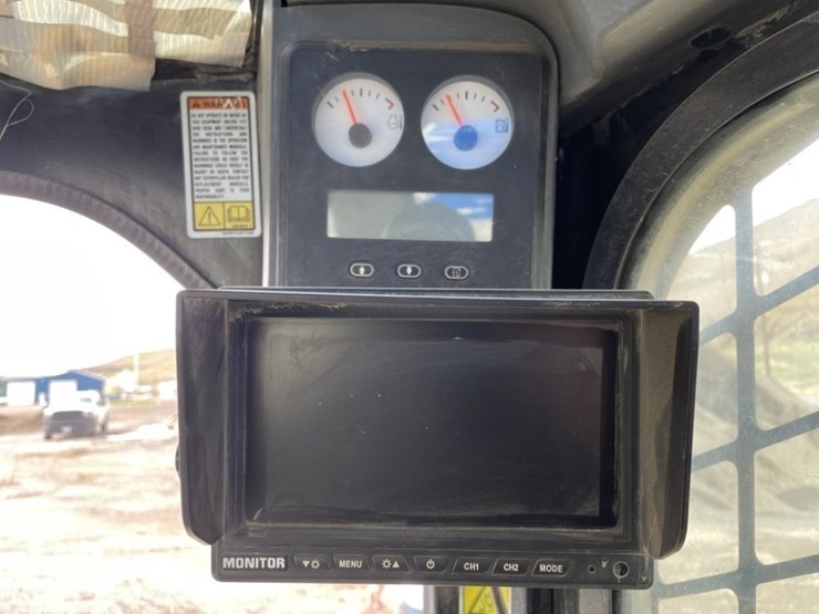 2012-caterpillar-279c2-image-24