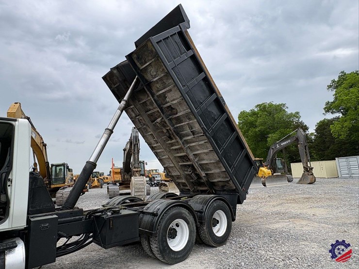 2007-international-sf525-t/a-dump-truck-image-91