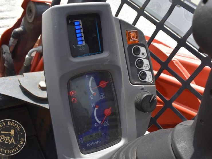2019-kubota-svl95-2s-image-43