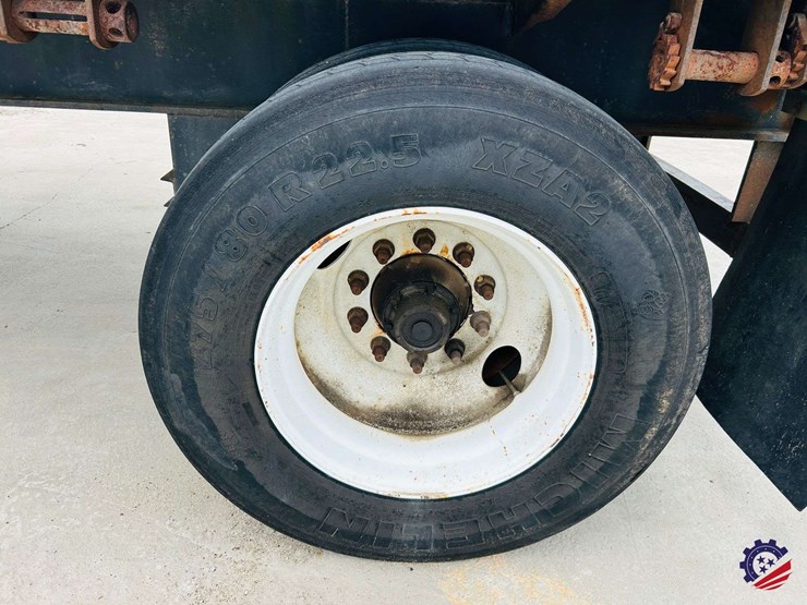 utility-flatbed-image-30