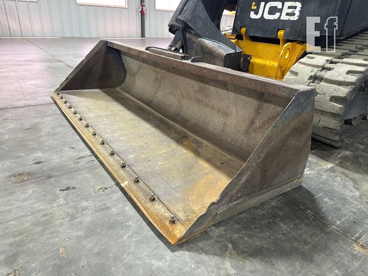 2021-jcb-3ts-8t-image-9