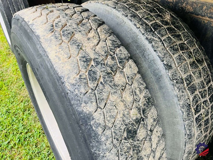 1995-western-star-4964fg-image-19