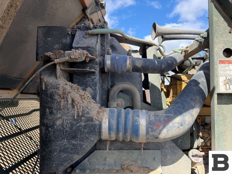 2002-oshkosh-mk23-image-41