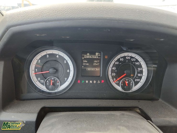 2013-dodge-2500-image-8