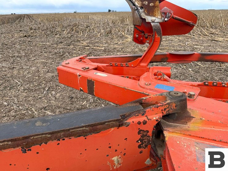 kuhn-multi-master-100dl-6-bottom-plow-image-13