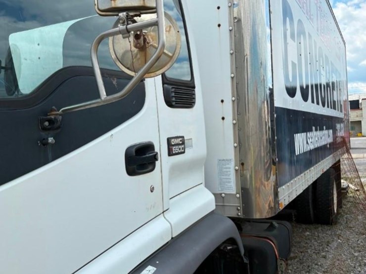 2007-gmc-t6500-image-3