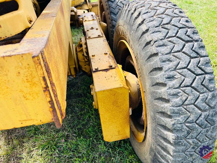 1965-allis-chalmers-d-image-18