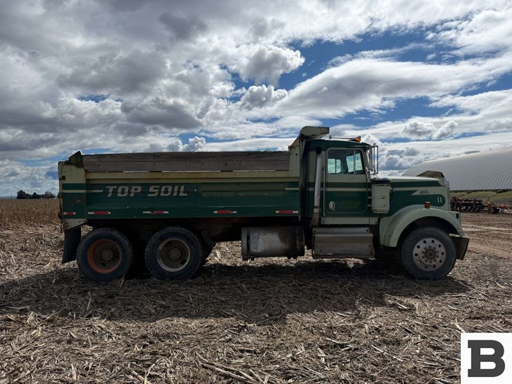 1984-kenworth-w900-image-6