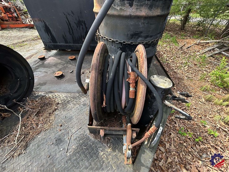 fuel-&-lube-truck-image-19