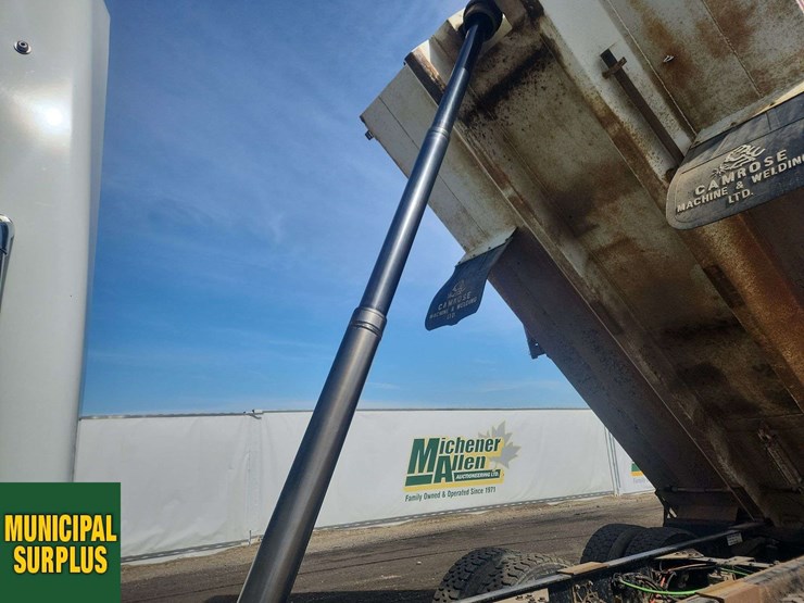 2018-international-workstar-7400-image-18