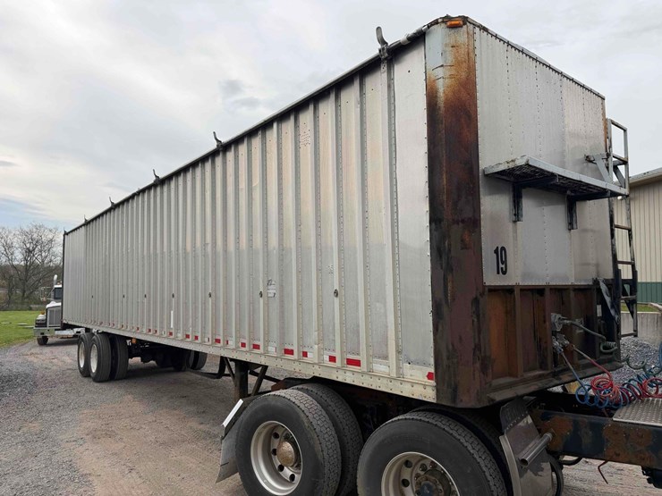 1992-dorsey-walking-floor-image-4