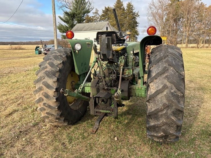 john-deere-2840-image-5