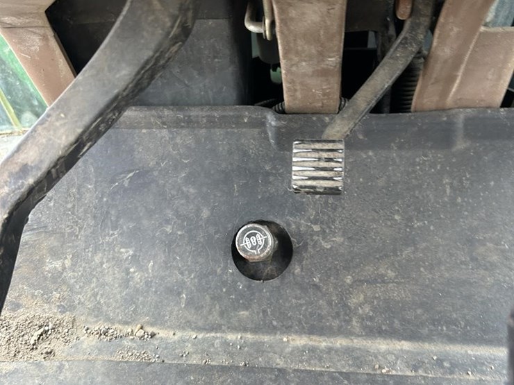 2005-john-deere-7920-image-49