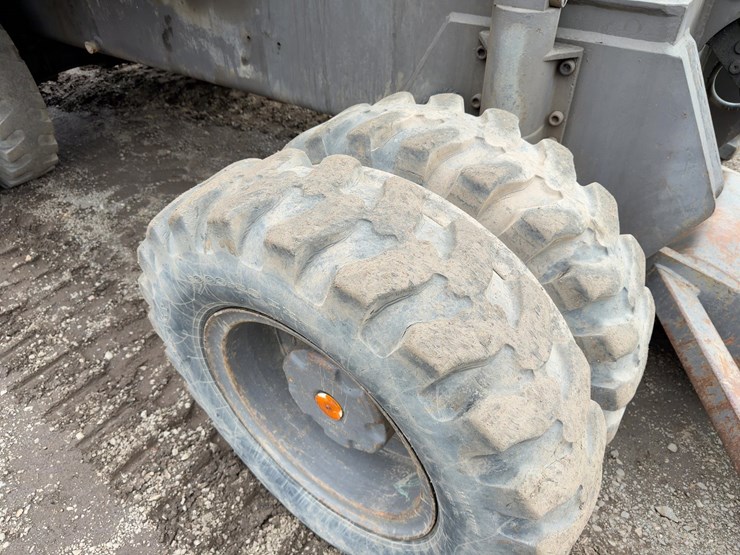 1994-akerman-ew200-image-19