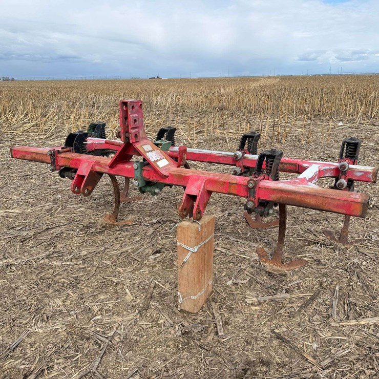 Custom Cut 3PT Cultivator Toolbar