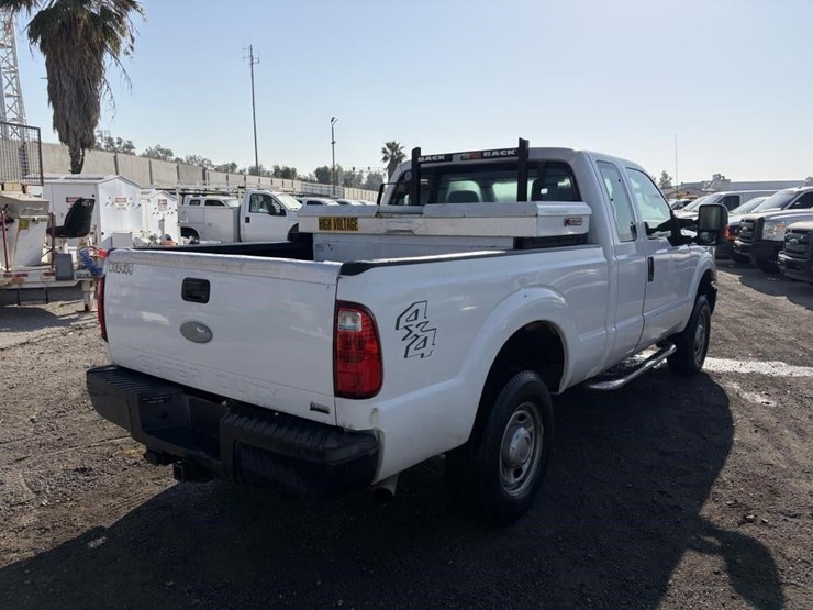 2011-ford-f250-image-3