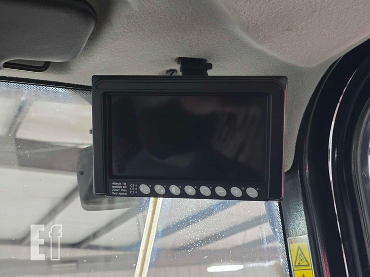 2021-caterpillar-920-image-21