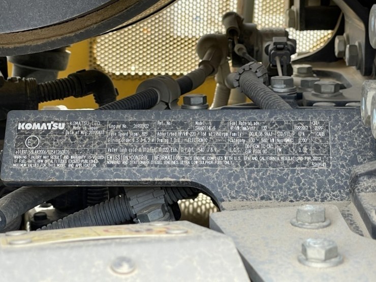 2013-komatsu-d65ex-17-image-27