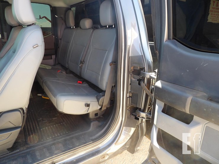 2023-ford-f350-image-13