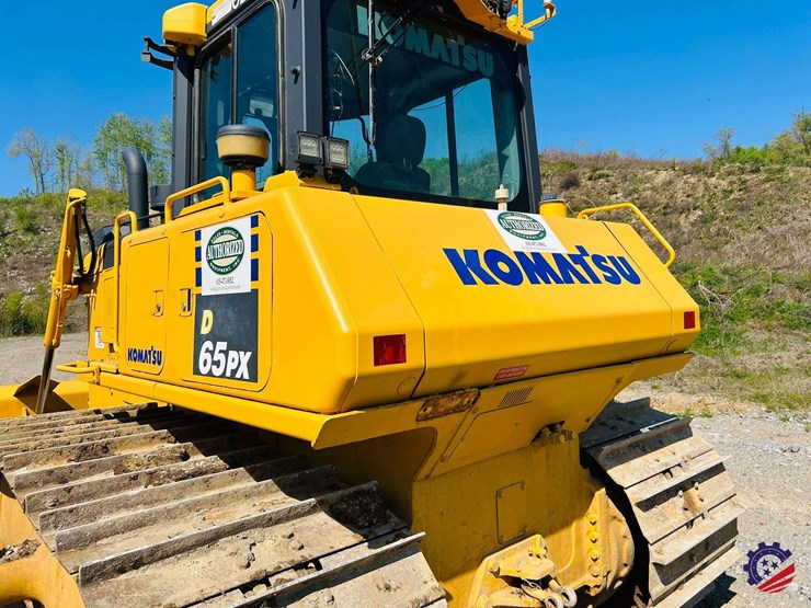 2022-komatsu-d65px-18-image-17