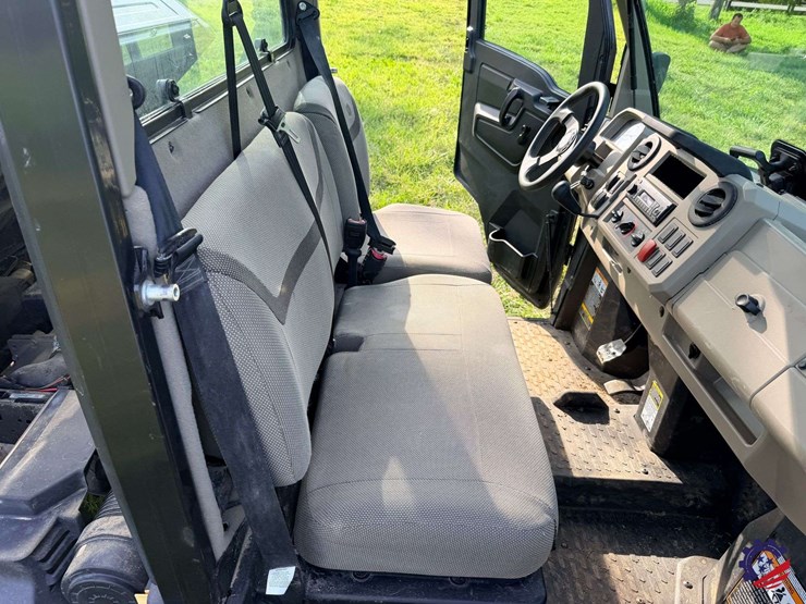 2024-john-deere-gator-xuv-835r-image-51