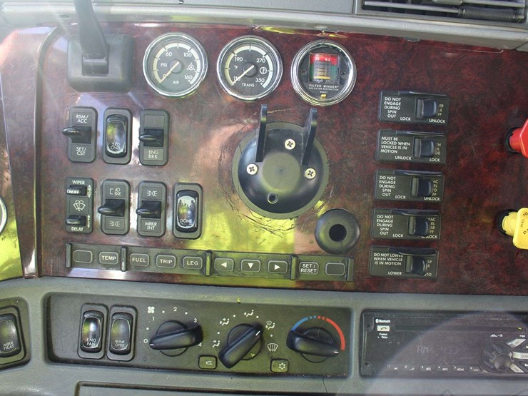 2018-freightliner-glider-3alxfbcg5jdju6490-mileage:-878554-image-42