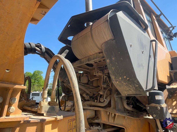 2012-volvo-a40f-image-44