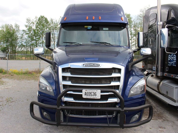 2019-freightliner-cascadia-pt126sl-3akjhhdr0kskl2228-mileage:-688348-image-4