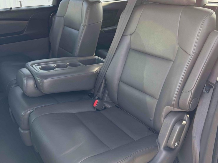 2015-honda-odyssey-image-10