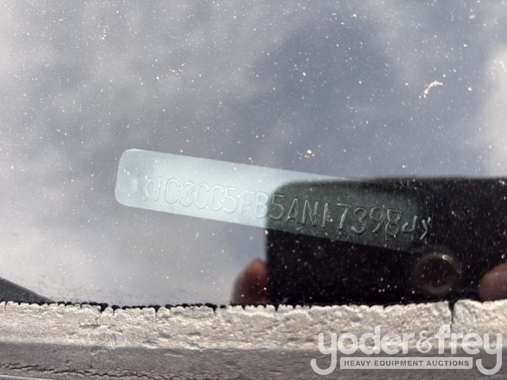 2010-chrysler-sebring-image-35