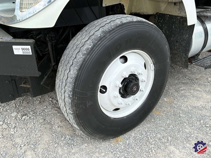 2007-international-sf525-t/a-dump-truck-image-7