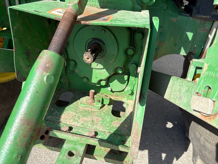 john-deere-5075e-image-11