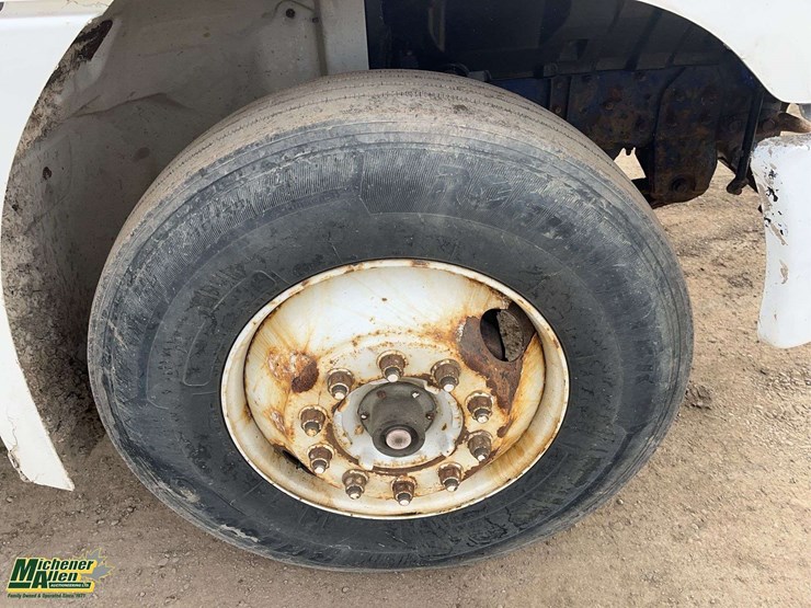 2008-hino-308-image-12