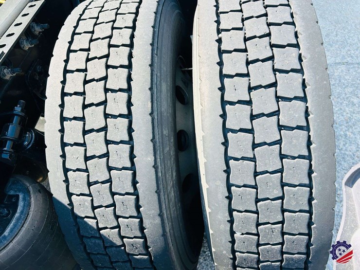 2024-international-lt62f-t/a-truck-tractor-image-20