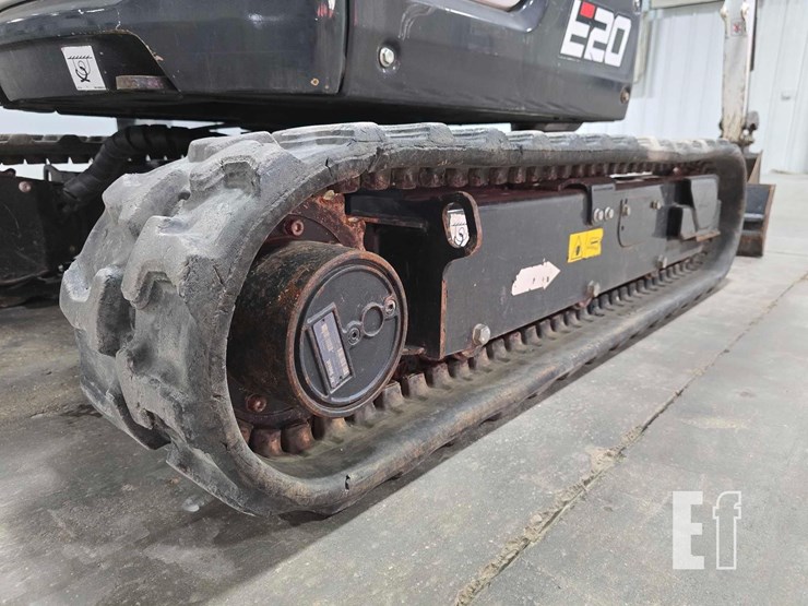 2022-bobcat-e20-image-37