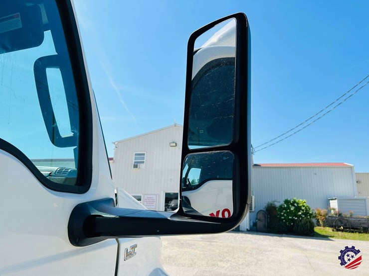 2024-international-lt62f-t/a-truck-tractor-image-47