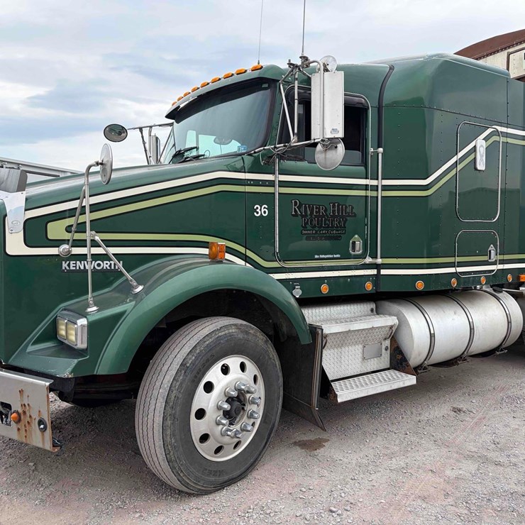 2001 KENWORTH T800