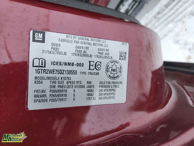 2013-gmc-sierra-1500-slt-image-33