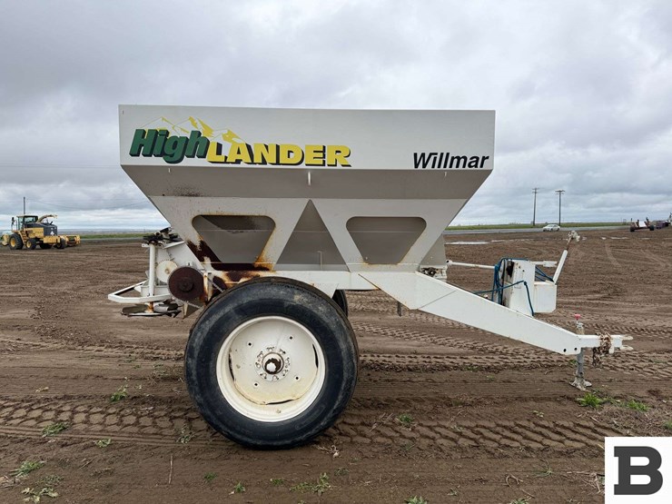 willmar-high-lander-fertilizer-spreader-image-6