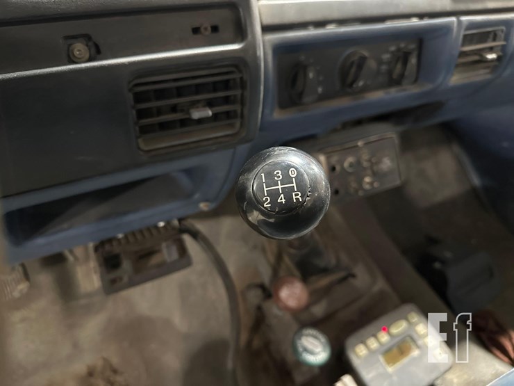 1996-ford-f450-image-27