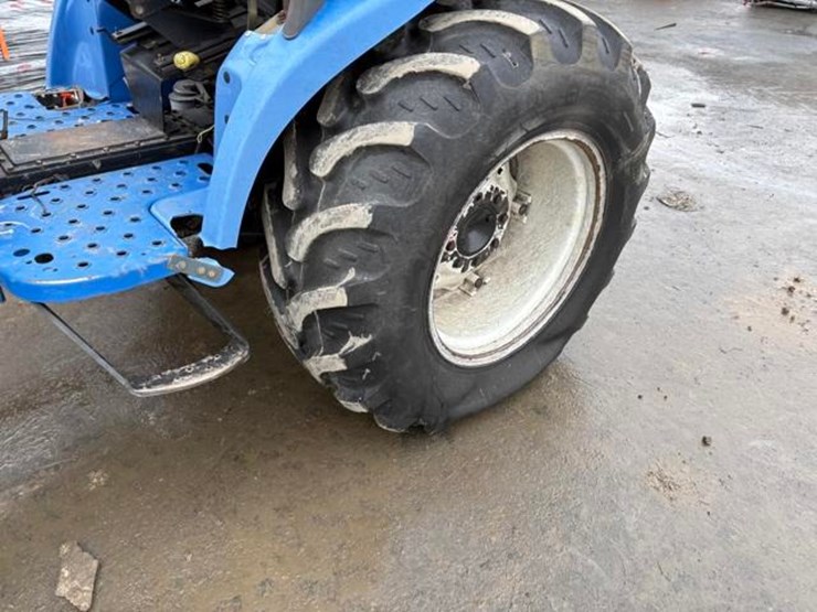 new-holland-tc40a-image-5