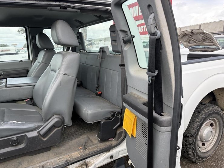 2011-ford-f250-image-11