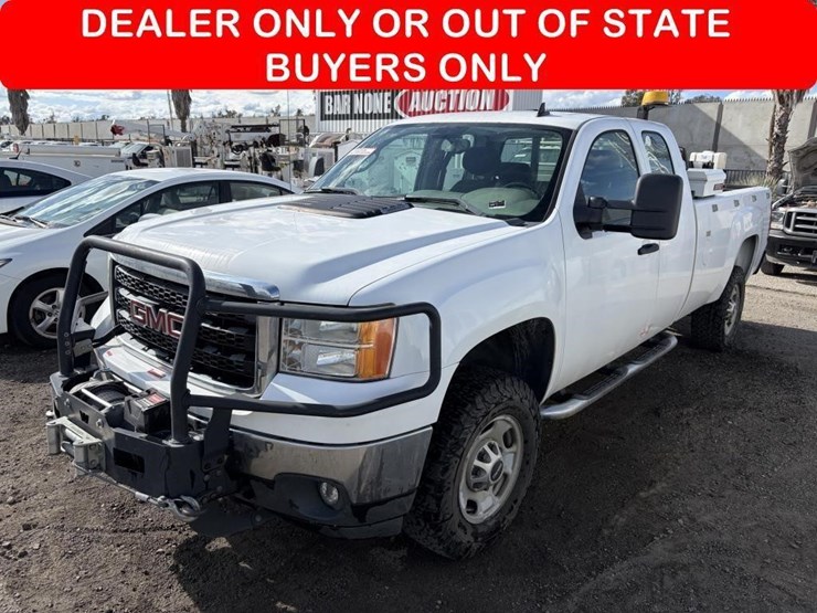 2012-gmc-sierra-2500-image-1