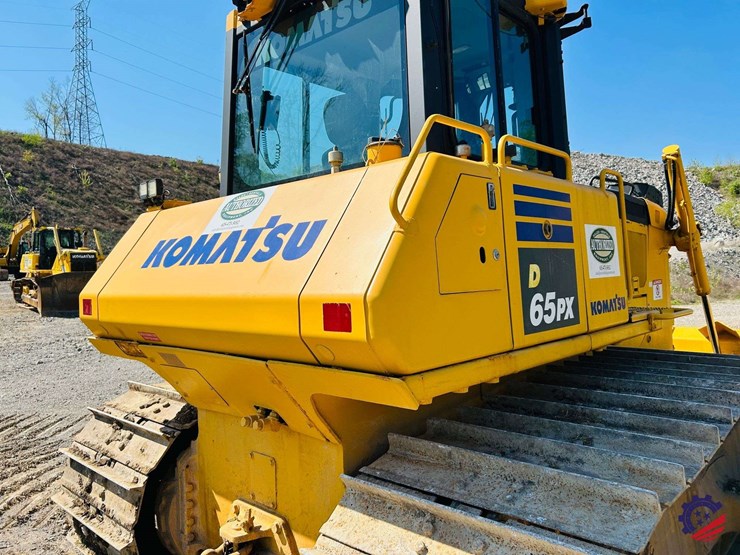 2022-komatsu-d65px-18-image-20