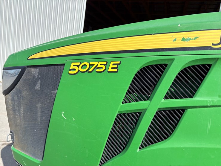 john-deere-5075e-image-16