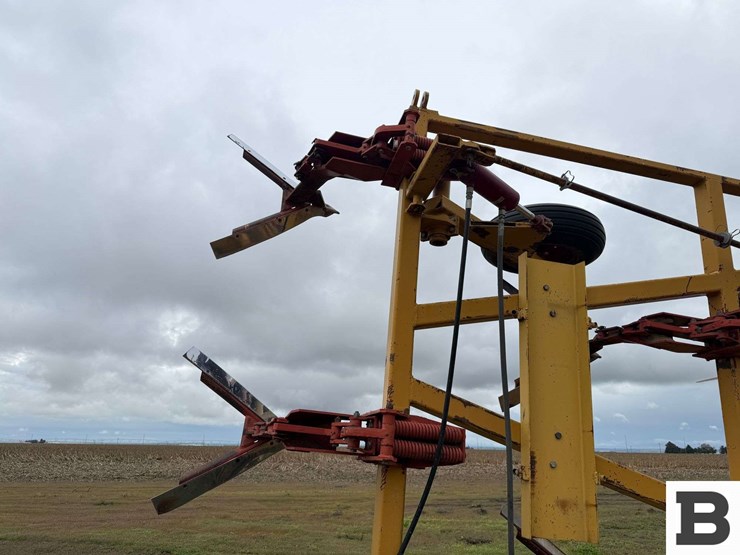 haybuster-3200-image-32